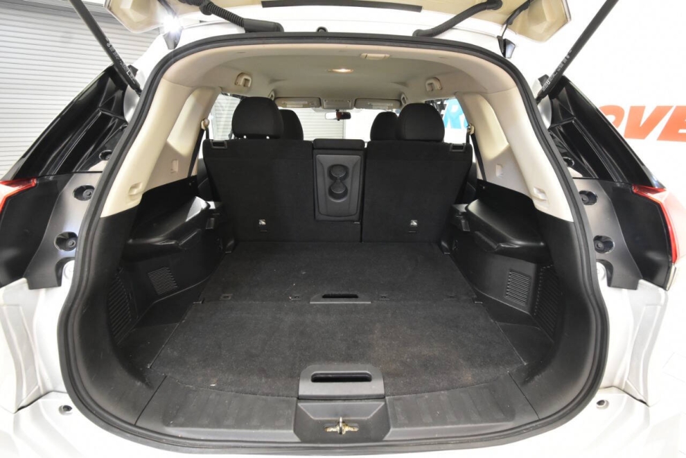 2018 Nissan Rogue S, Silver, Mileage: 92,474 - photo 29