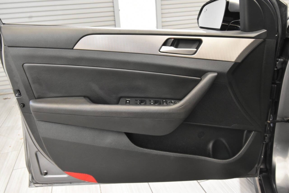 2018 Hyundai Sonata Sport, Gray, Mileage: 37,696 - photo 9