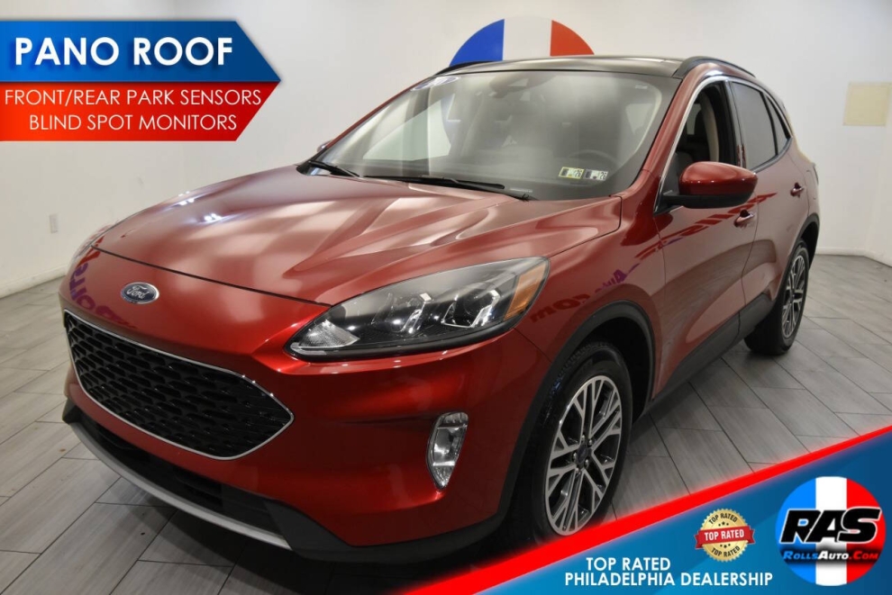 2020 Ford Escape SEL AWD 4dr SUV, Red, Mileage: 72,435 