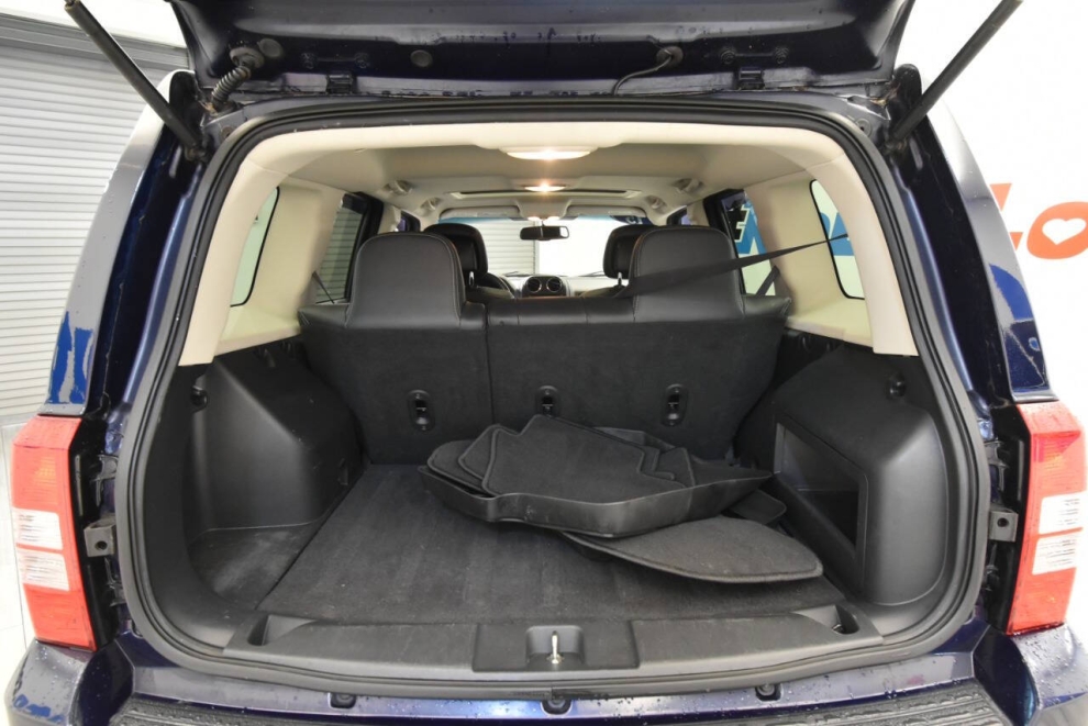 2015 Jeep Patriot High Altitude, Blue, Mileage: 91,031 - photo 28