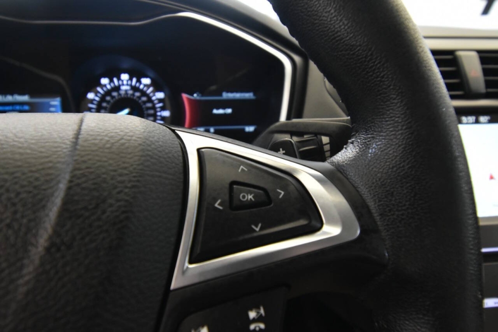 2018 Ford Fusion Titanium, Gold, Mileage: 81,727 - photo 25