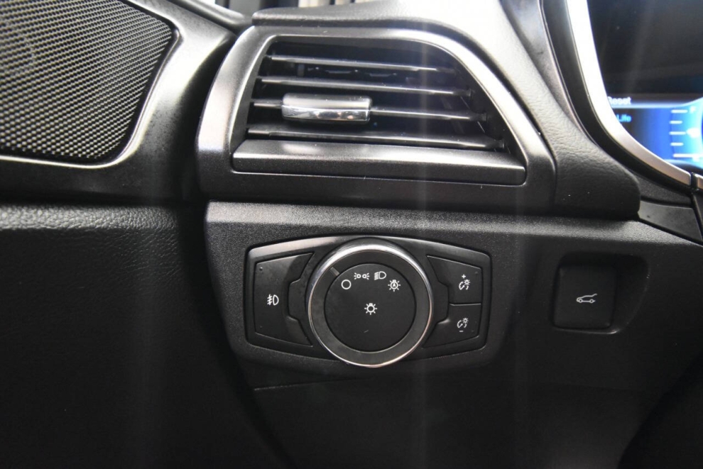 2018 Ford Fusion Titanium, Gold, Mileage: 81,727 - photo 27