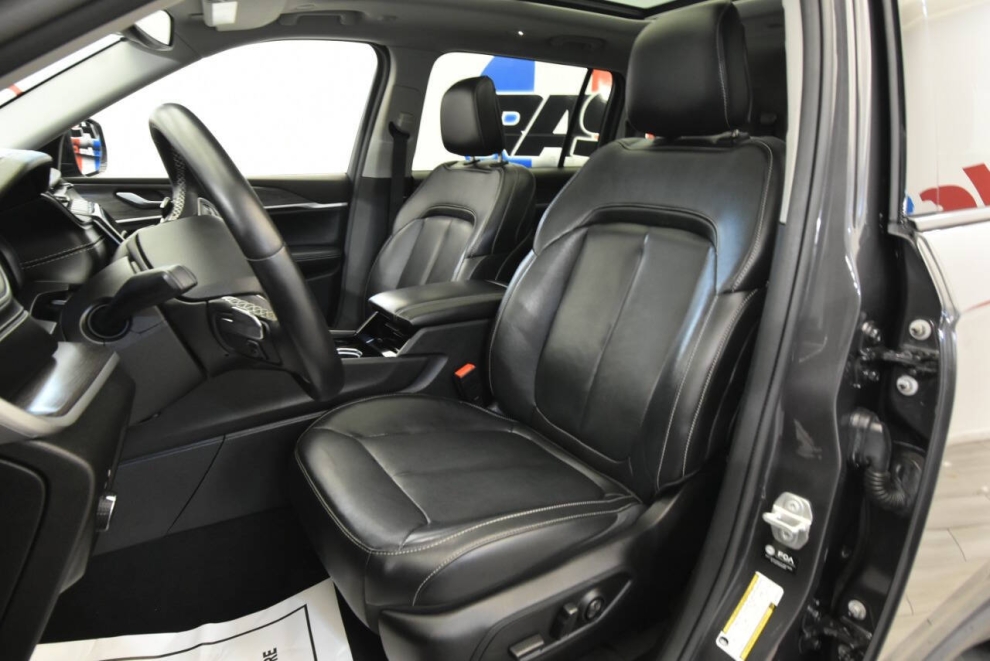2022 Jeep Grand Cherokee L Limited 4x4 4dr SUV, Gray, Mileage: 78,850 - photo 9