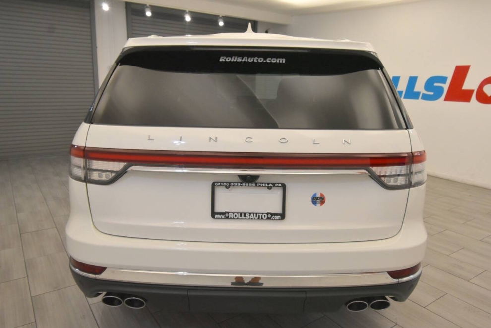 2020 Lincoln Aviator Reserve AWD 4dr SUV, White, Mileage: 55,629 - photo 3