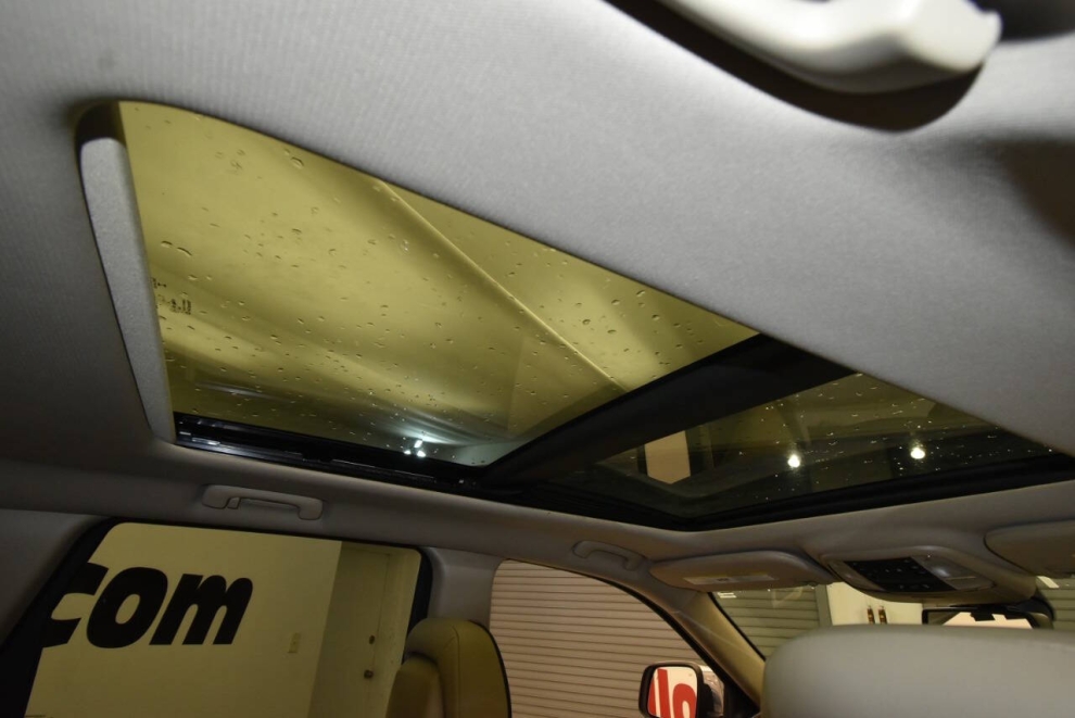 2015 Jeep Grand Cherokee Overland, Tan, Mileage: 97,623 - photo 17