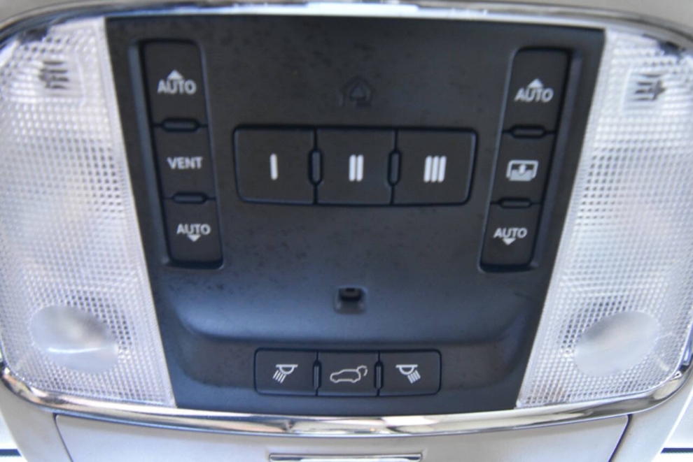 2015 Jeep Grand Cherokee Overland, Tan, Mileage: 97,623 - photo 30