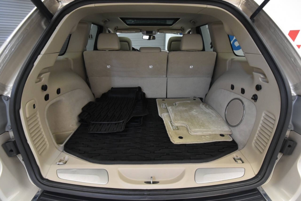 2015 Jeep Grand Cherokee Overland, Tan, Mileage: 97,623 - photo 34