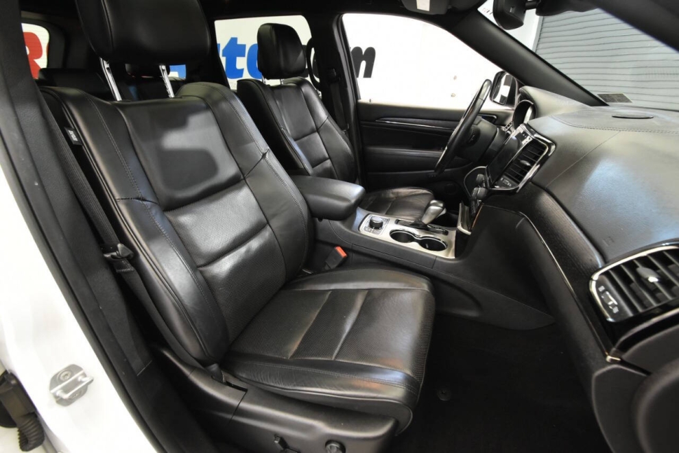 2019 Jeep Grand Cherokee High Altitude, White, Mileage: 97,817 - photo 14