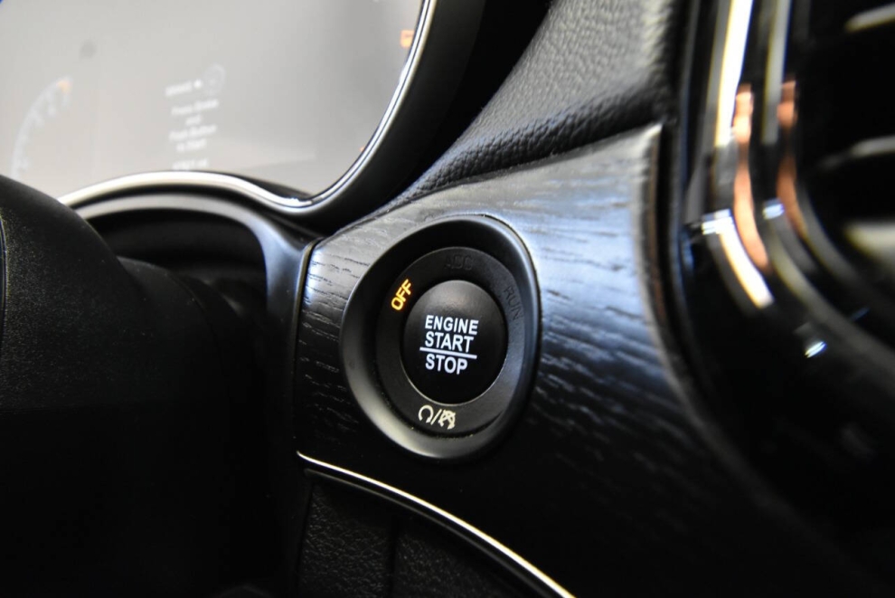 2019 Jeep Grand Cherokee High Altitude, White, Mileage: 97,817 - photo 18