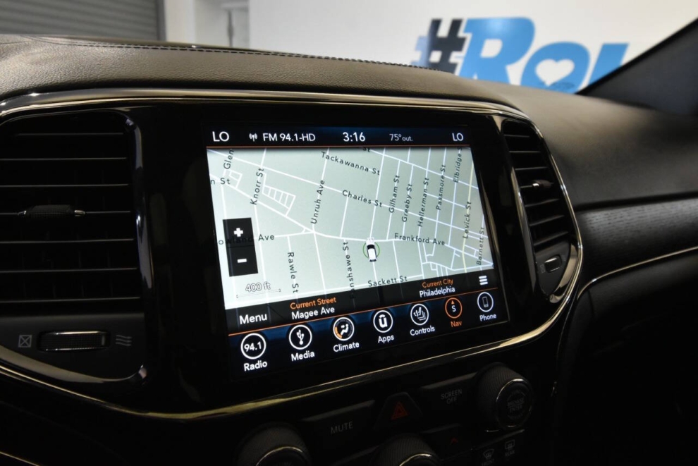 2019 Jeep Grand Cherokee High Altitude, White, Mileage: 97,817 - photo 21