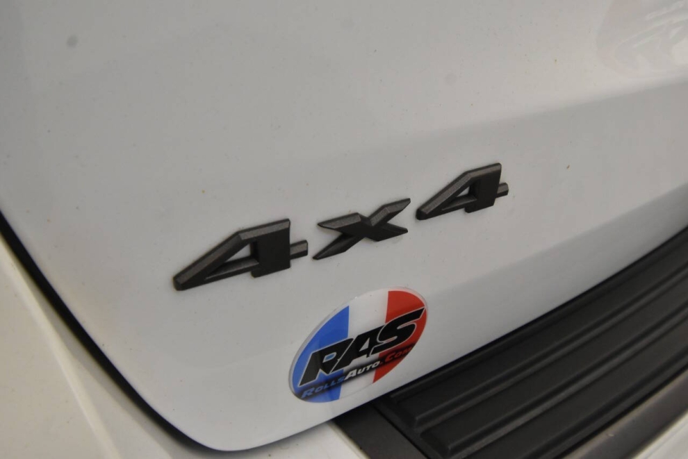 2019 Jeep Grand Cherokee High Altitude, White, Mileage: 97,817 - photo 30