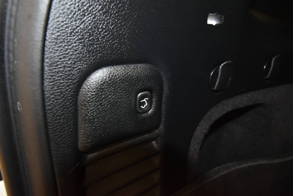 2019 Jeep Grand Cherokee High Altitude, White, Mileage: 97,817 - photo 32