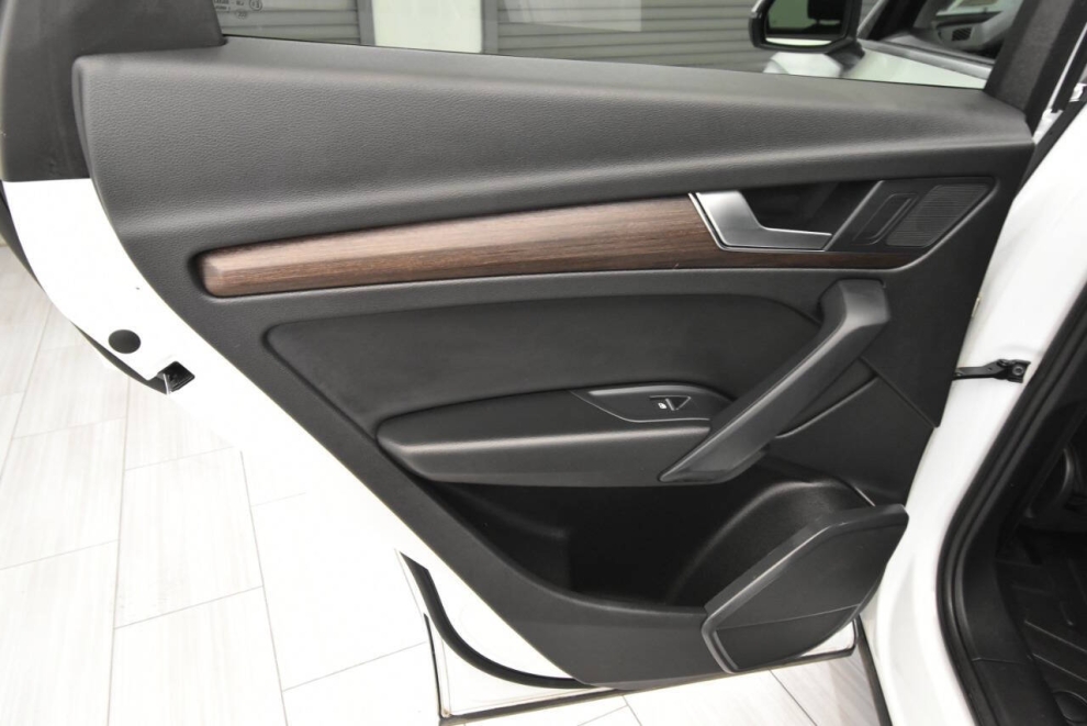 2022 Audi Q5 quattro S line Premium 45 TFSI AWD 4dr SUV, White, Mileage: 78,642 - photo 14