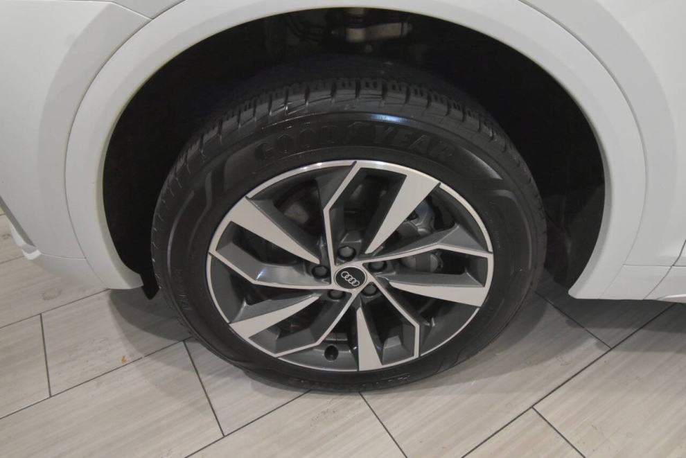 2022 Audi Q5 quattro S line Premium 45 TFSI AWD 4dr SUV, White, Mileage: 78,642 - photo 8