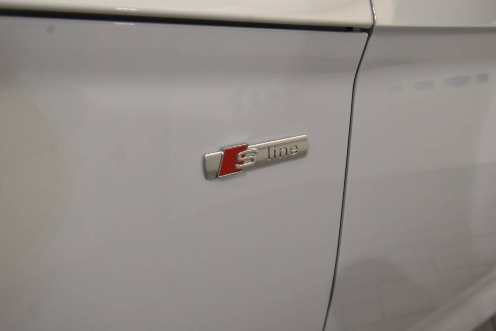 2022 Audi Q5 quattro S line Premium 45 TFSI AWD 4dr SUV, White, Mileage: 78,642 - photo 9