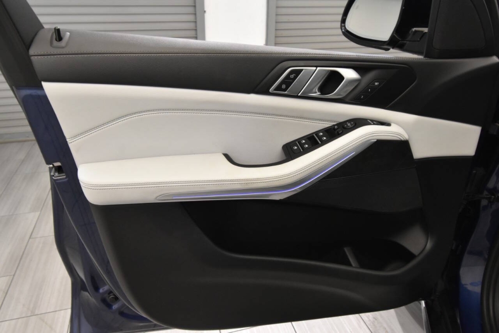 2023 BMW X5 xDrive40i AWD 4dr Sports Activity Vehicle, Blue, Mileage: 62,212 - photo 11