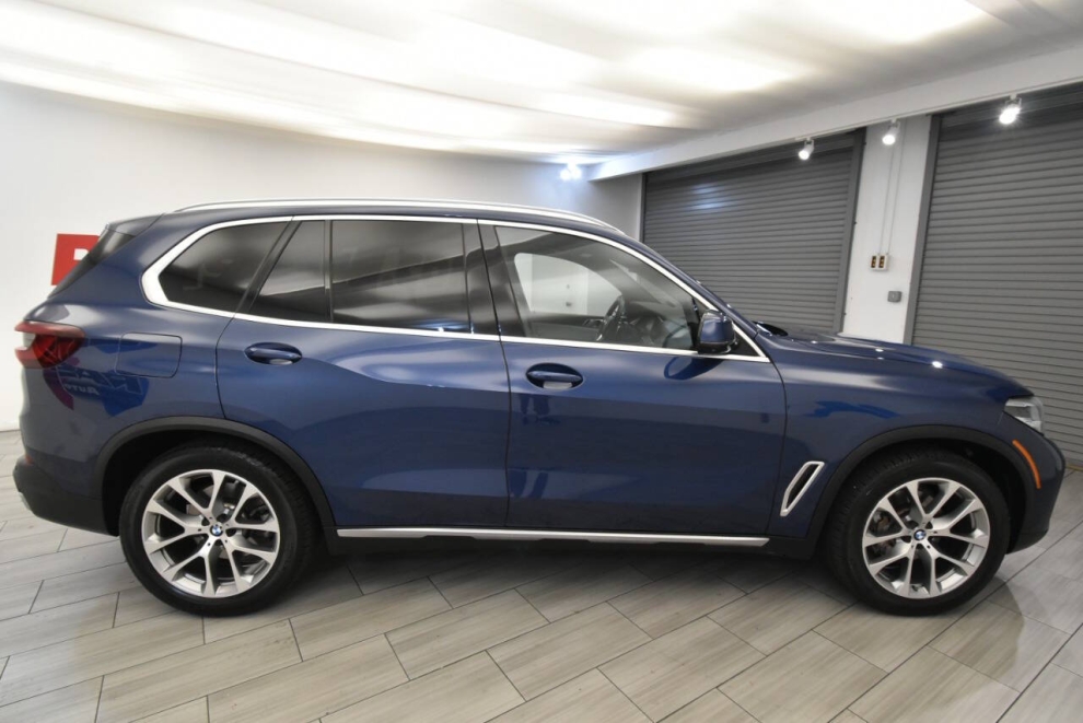 2023 BMW X5 xDrive40i AWD 4dr Sports Activity Vehicle, Blue, Mileage: 62,212 - photo 5