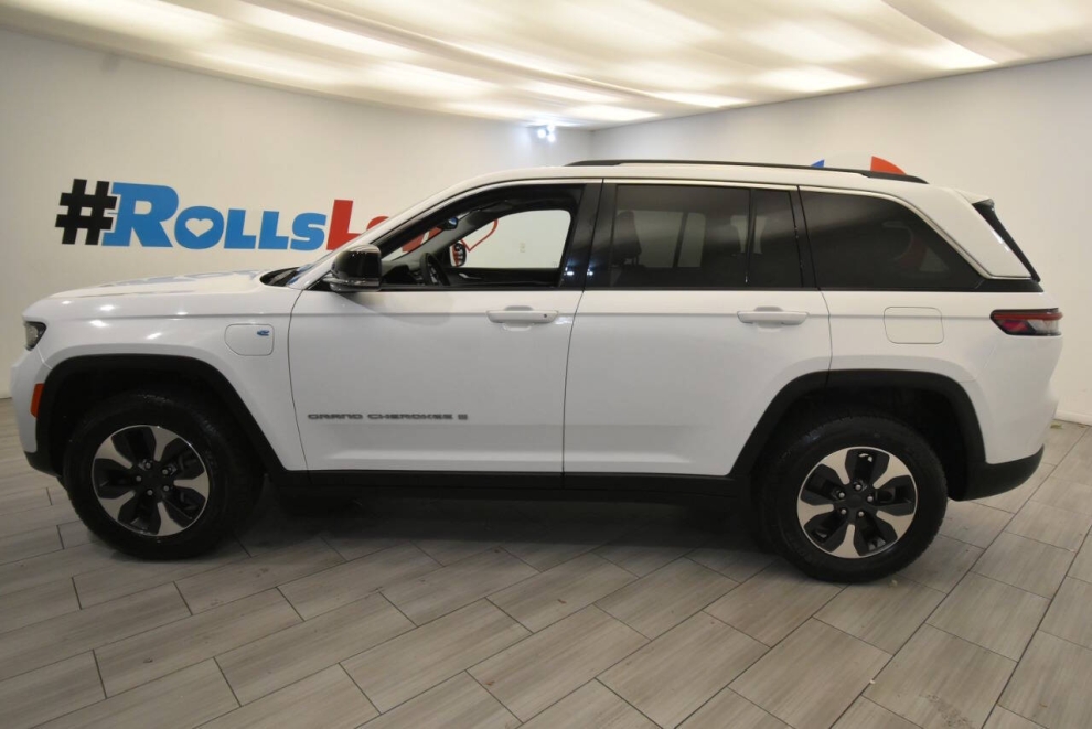 2024 Jeep Grand Cherokee 4XE, White, Mileage: 63,309 - photo 1