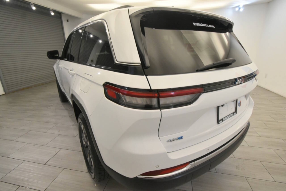 2024 Jeep Grand Cherokee 4XE, White, Mileage: 63,309 - photo 2