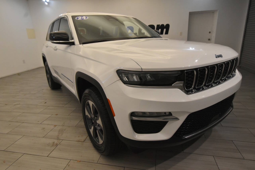 2024 Jeep Grand Cherokee 4XE, White, Mileage: 63,309 - photo 5
