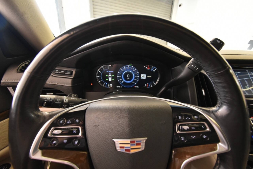 2019 Cadillac Escalade ESV Luxury 4x4 4dr SUV, Negro, Mileage: 99,762 - photo 26