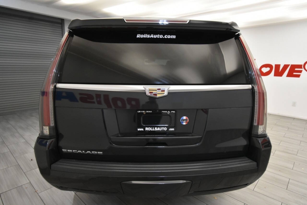 2019 Cadillac Escalade ESV Luxury 4x4 4dr SUV, Negro, Mileage: 99,762 - photo 3