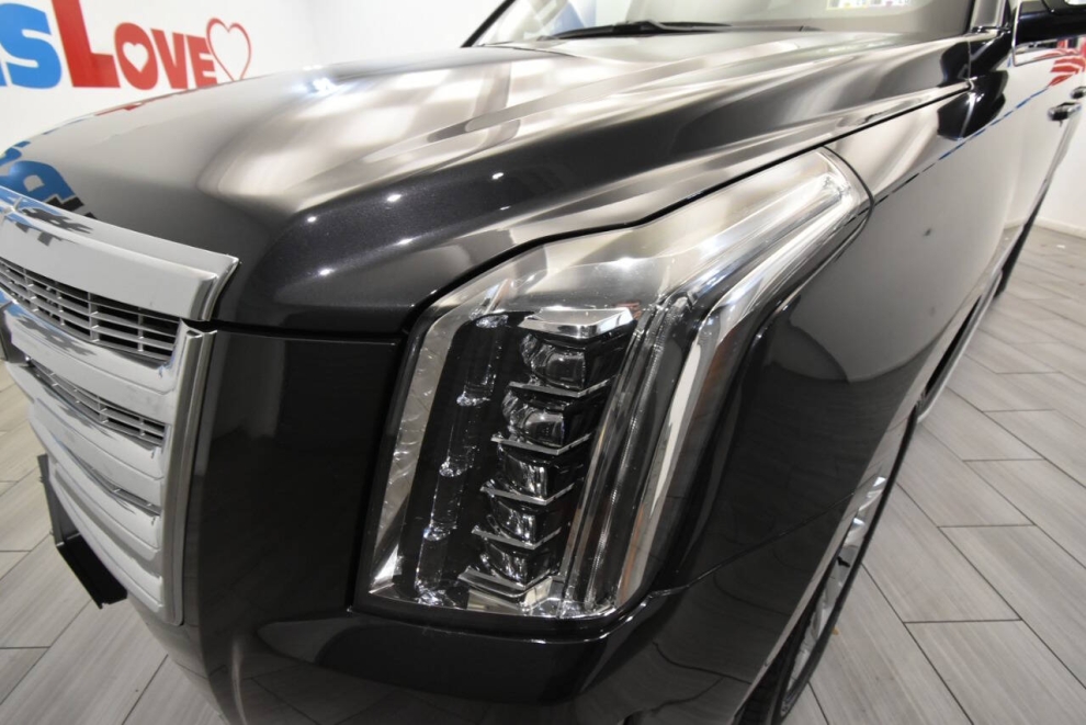 2019 Cadillac Escalade ESV Luxury 4x4 4dr SUV, Negro, Mileage: 99,762 - photo 7
