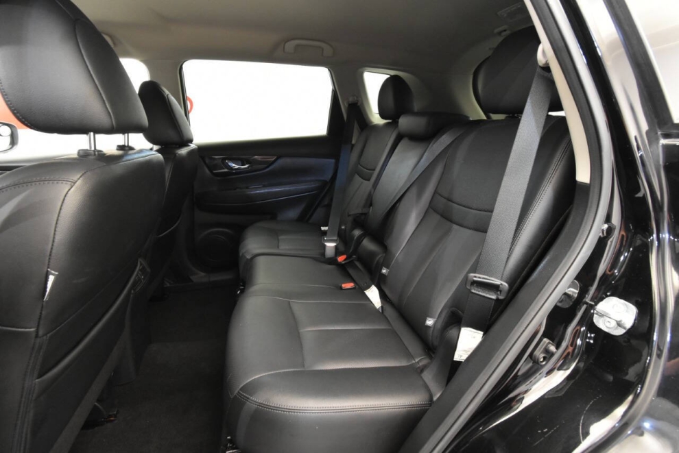 2020 Nissan Rogue sl, Negro, Mileage: 55,553 - photo 12
