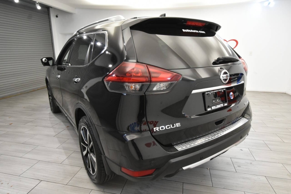 2020 Nissan Rogue sl, Negro, Mileage: 55,553 - photo 2