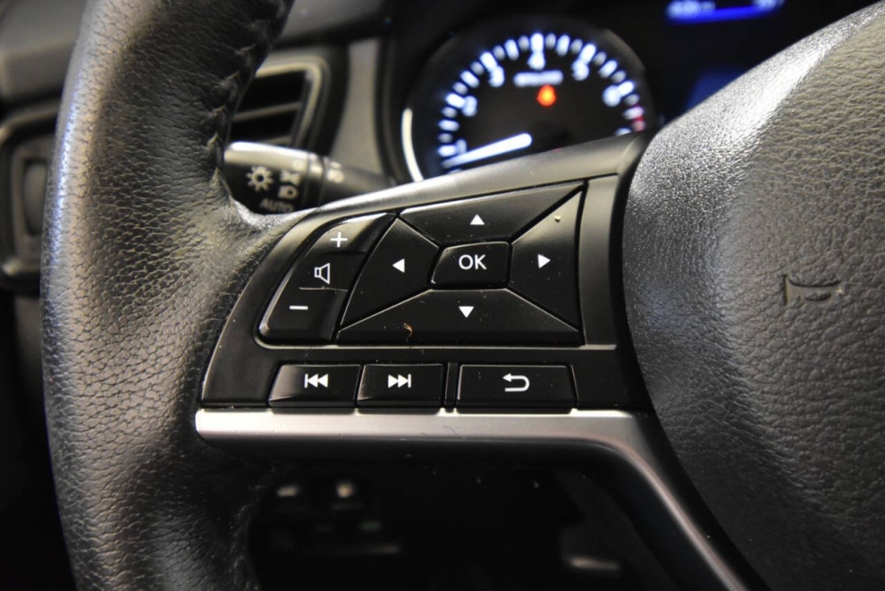 2020 Nissan Rogue sl, Negro, Mileage: 55,553 - photo 23