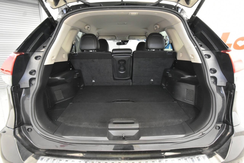 2020 Nissan Rogue sl, Negro, Mileage: 55,553 - photo 30