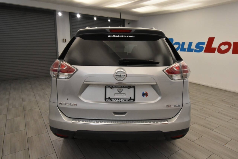 2016 Nissan Rogue SL, Silver, Mileage: 61,947 - photo 3