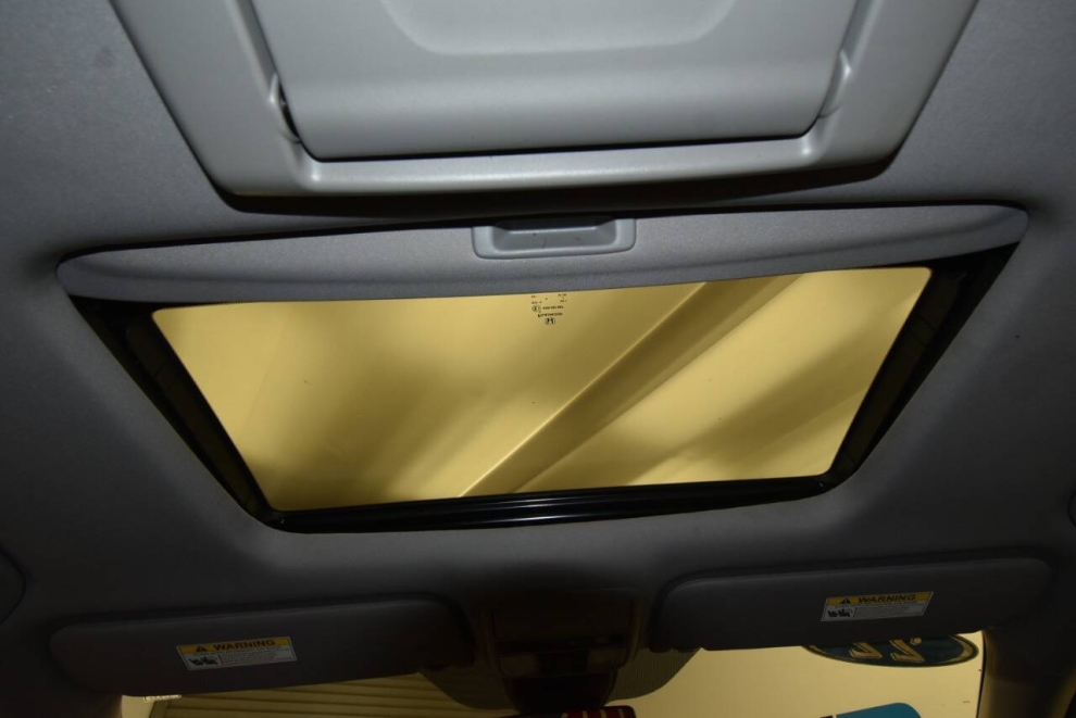 2022 Honda Odyssey Elite 4dr Mini Van, Silver, Mileage: 53,428 - photo 20