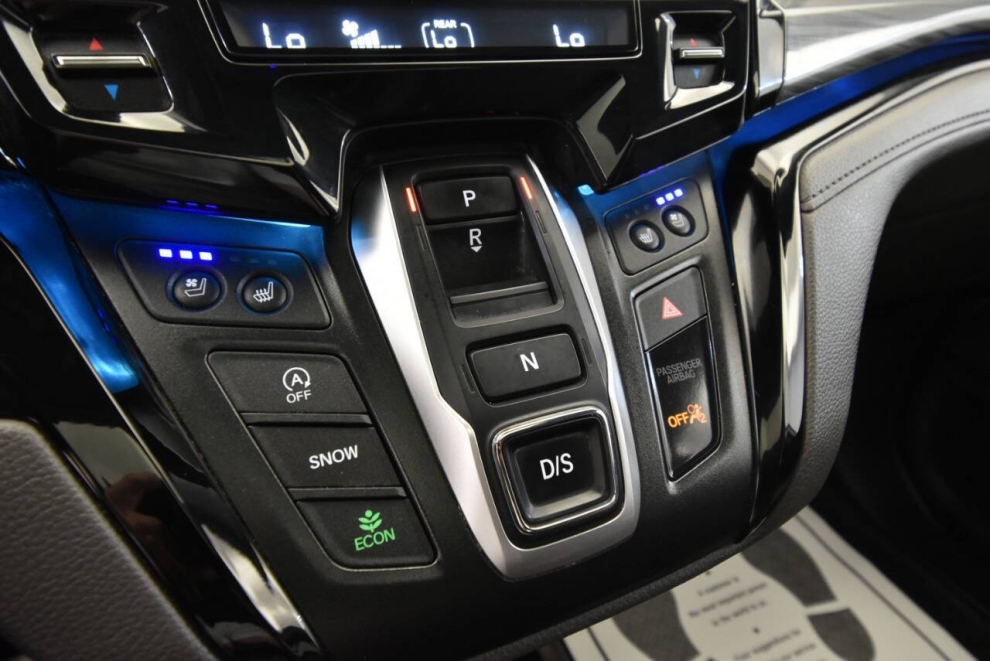 2022 Honda Odyssey Elite 4dr Mini Van, Silver, Mileage: 53,428 - photo 22