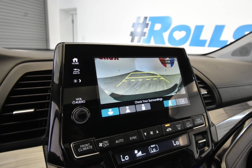 2022 Honda Odyssey Elite 4dr Mini Van, Silver, Mileage: 53,428 - photo 25