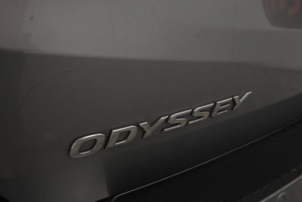 2022 Honda Odyssey Elite 4dr Mini Van, Silver, Mileage: 53,428 - photo 33