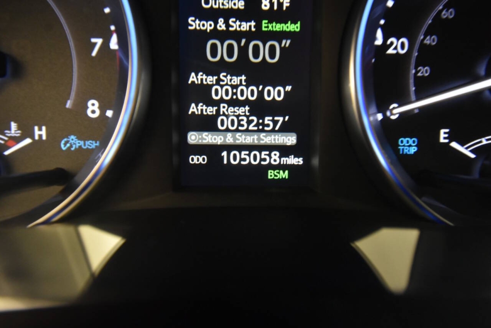 2019 Toyota Highlander XLE, White, Mileage: 105,052 - photo 29