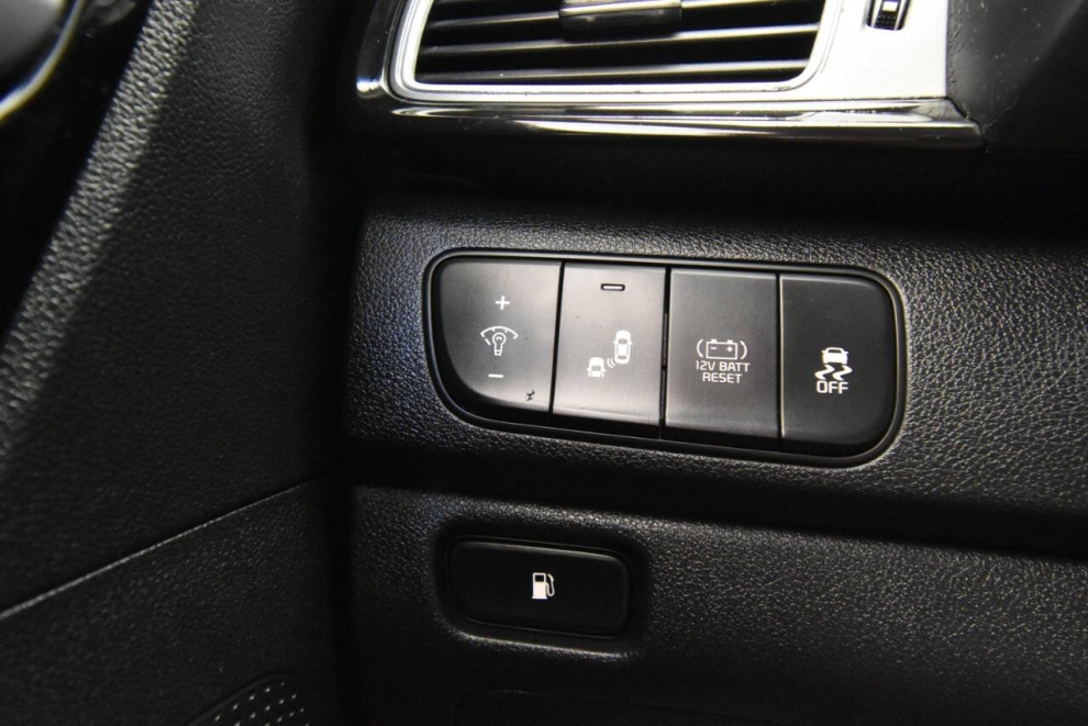 2019 Kia Niro S Touring, Gray, Mileage: 79,040 - photo 28