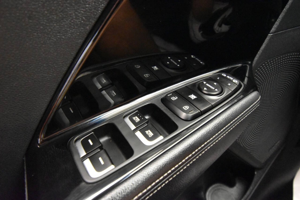2019 Kia Niro S Touring, Gray, Mileage: 79,040 - photo 29
