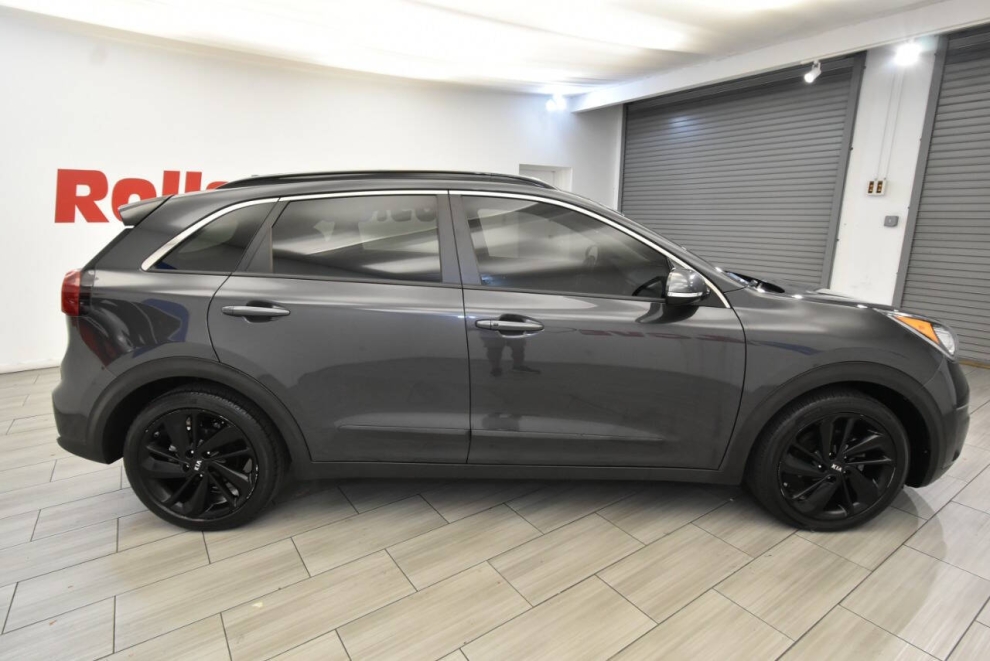 2019 Kia Niro S Touring, Gray, Mileage: 79,040 - photo 5