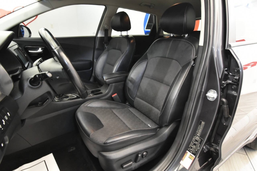 2019 Kia Niro S Touring, Gray, Mileage: 79,040 - photo 9