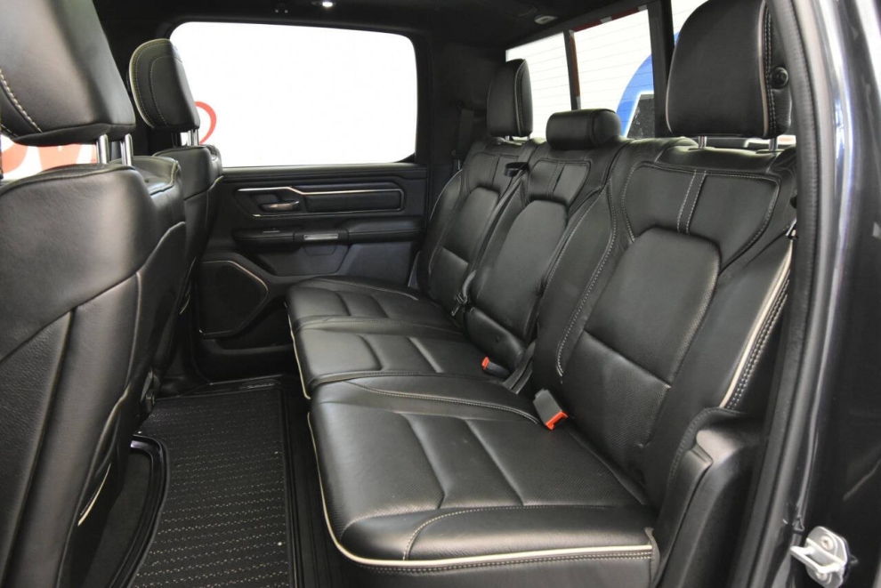 2019 RAM 1500 Limited 4x4 4dr Crew Cab 5.6 ft. SB Pickup, Gray, Mileage: 12,871 - photo 12