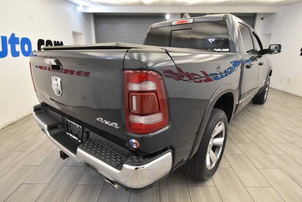 2019 RAM 1500 Limited 4x4 4dr Crew Cab 5.6 ft. SB Pickup, Gray, Mileage: 12,871 - photo 4