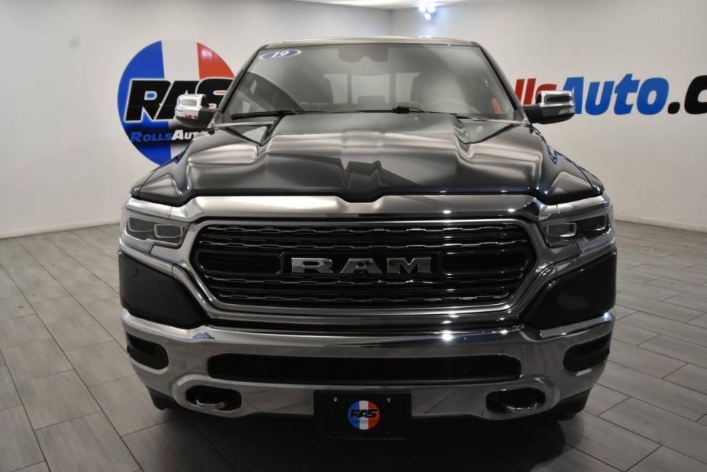 2019 RAM 1500 Limited 4x4 4dr Crew Cab 5.6 ft. SB Pickup, Gray, Mileage: 12,871 - photo 7