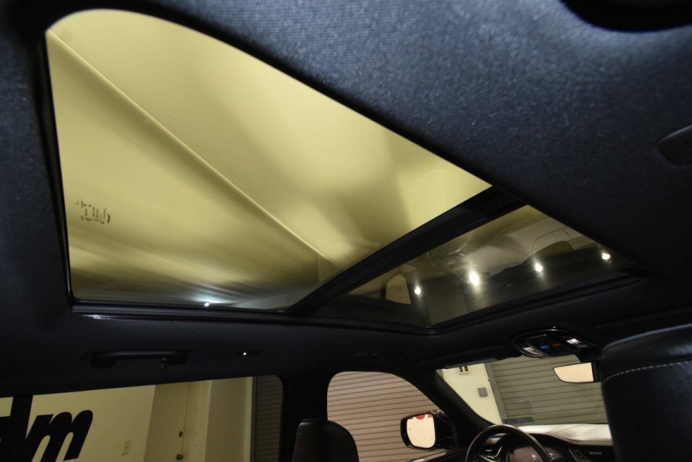 2021 Jeep Grand Cherokee L Overland 4x4 4dr SUV, Black, Mileage: 91,615 - photo 16