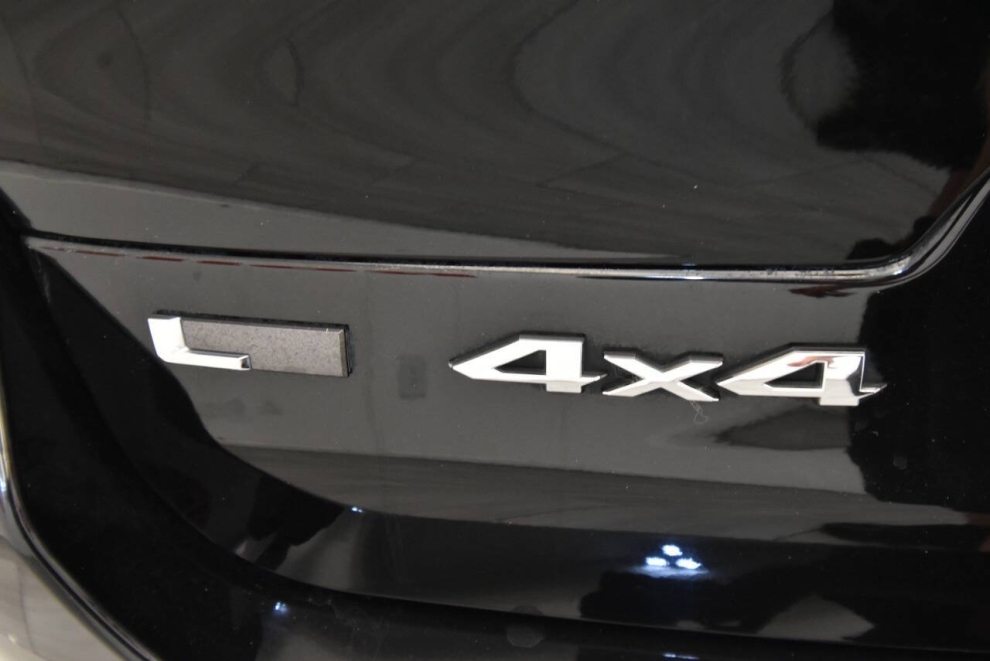 2021 Jeep Grand Cherokee L Overland 4x4 4dr SUV, Black, Mileage: 91,615 - photo 29