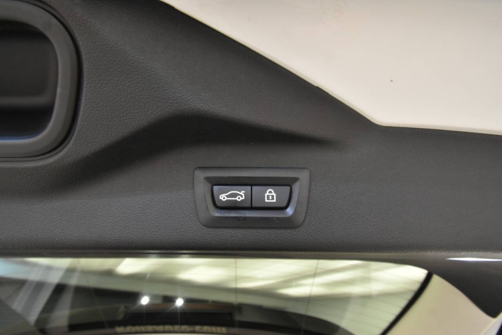 2020 BMW X7 xDrive40i AWD 4dr Sports Activity Vehicle, White, Mileage: 58,239 - photo 37