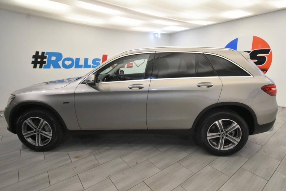 2019 Mercedes-Benz GLC GLC 350e 4MATIC AWD 4dr SUV, Gold, Mileage: 36,690 - photo 1