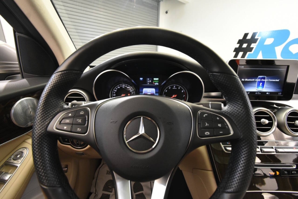 2019 Mercedes-Benz GLC GLC 350e 4MATIC AWD 4dr SUV, Gold, Mileage: 36,690 - photo 21