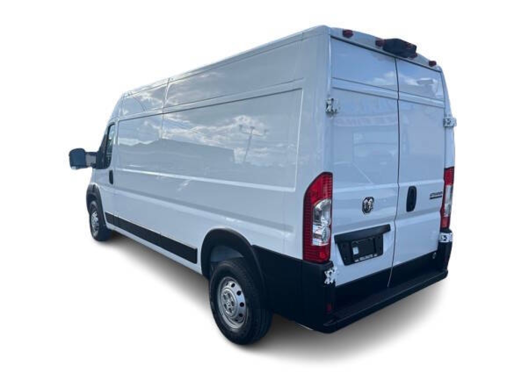 2023 RAM ProMaster 2500 159 WB 3dr High Roof Cargo Van, Blanco, Mileage: 61,387 - photo 2